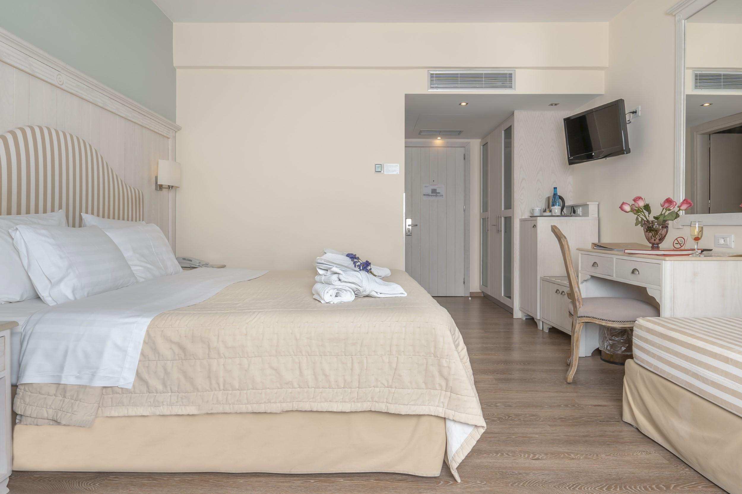 Art Hotel Debono (Adults Only) Gouvia Exterior foto