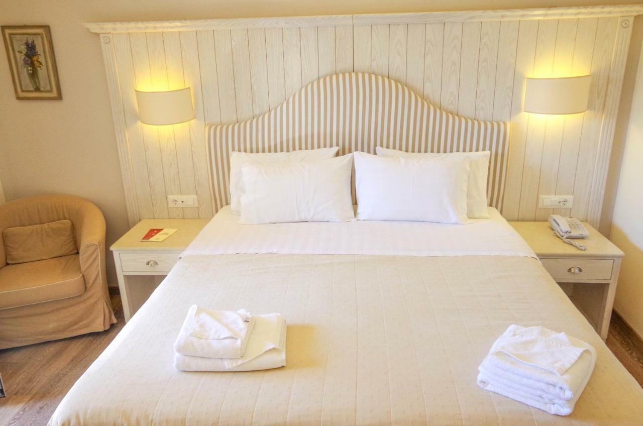 Art Hotel Debono (Adults Only) Gouvia Exterior foto